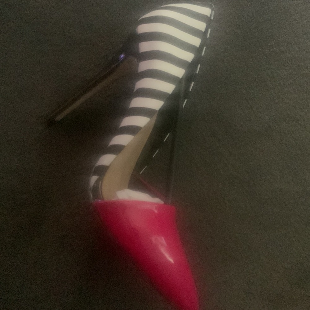 PUMPS - Picture 8 of 8